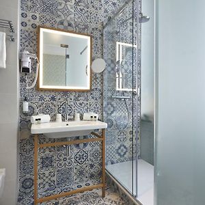 Habitación Superior con 2 Camas Individuales